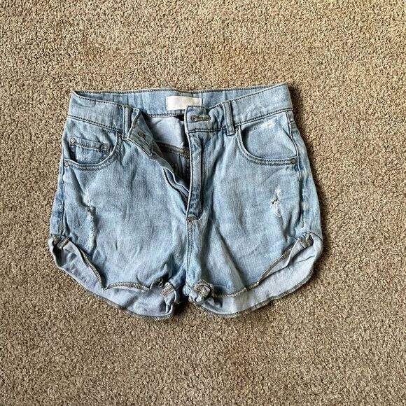 Garage Lightwash Distressed Cut Off Shorts - Size 0 - Picture 1 of 8